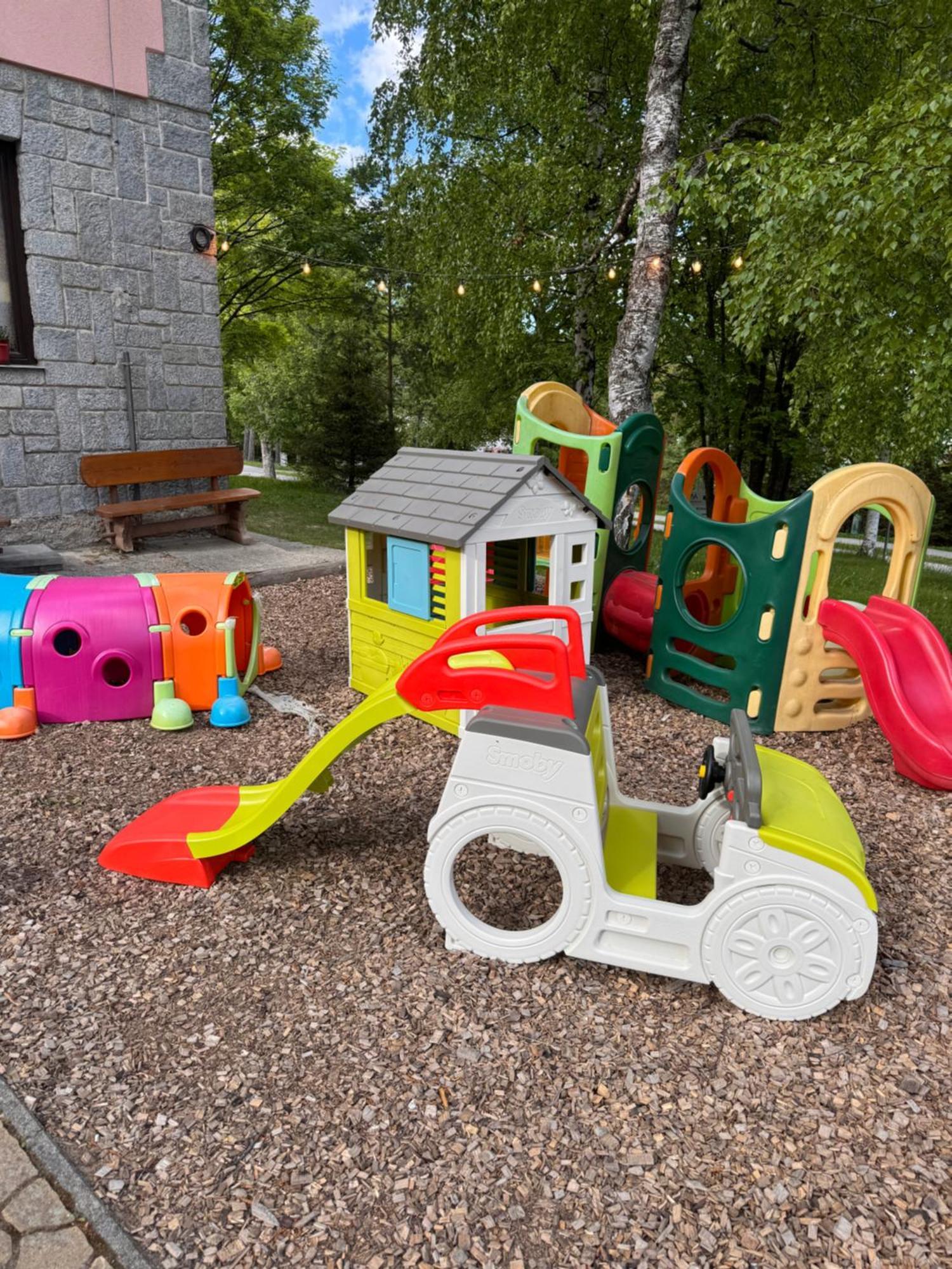 טטרנסקה לומניקה Wellness Penzion Zora Family מראה חיצוני תמונה